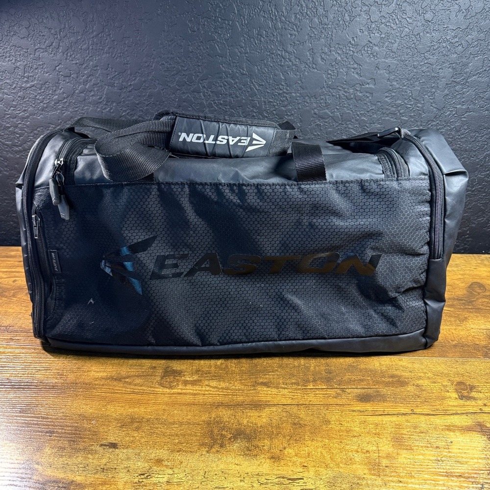 Easton E310D Player Duffle Black Polyester Baseball Softball Gear Bag Large